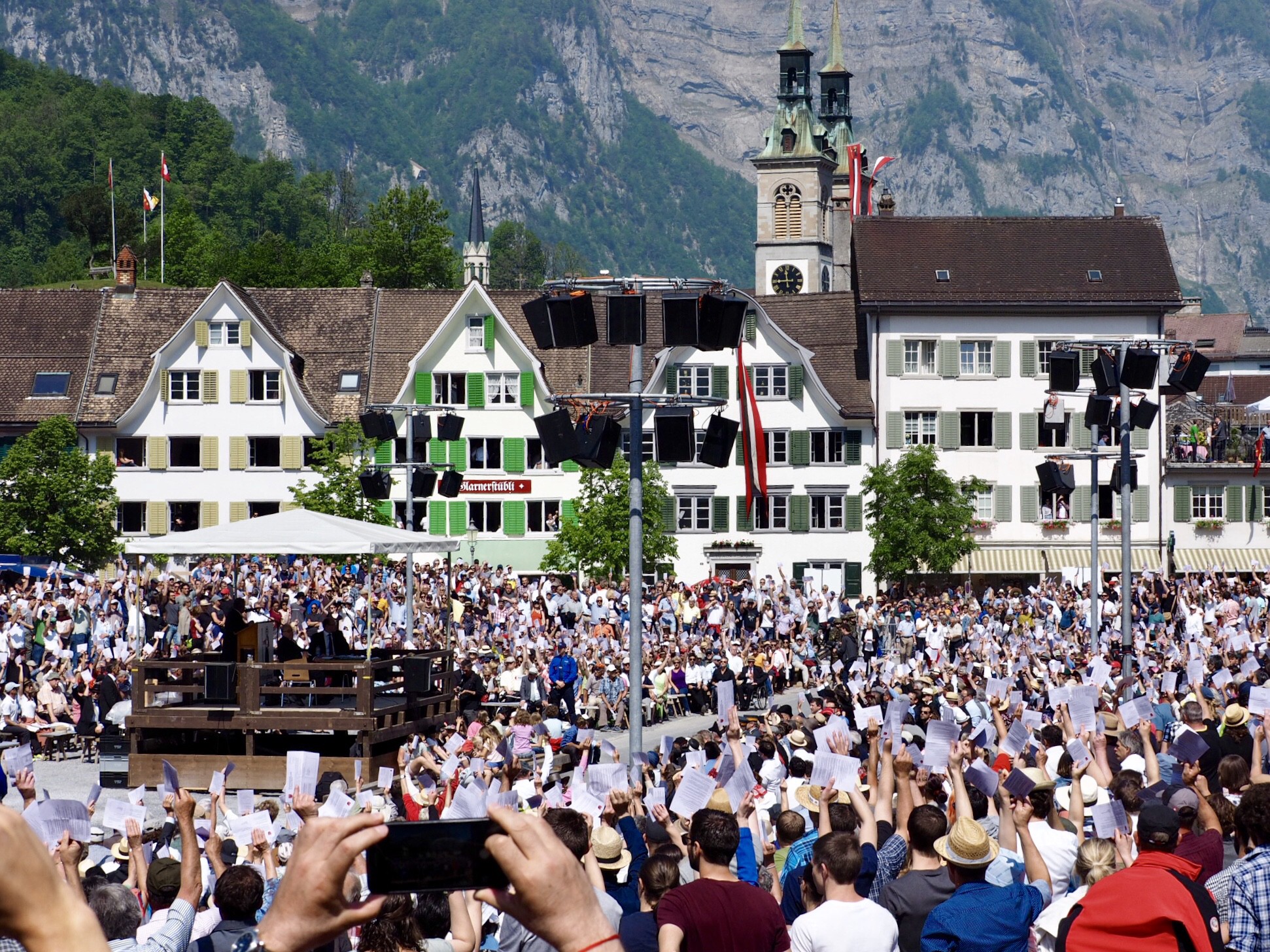 direcr_dem_switzeland.jpeg direcr_dem_switzeland.jpeg