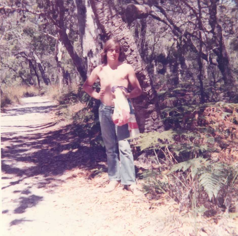 geoff_stradbroks_island_nov_1973.jpg
